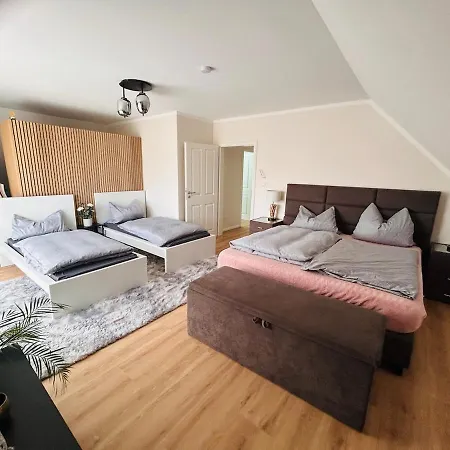 Vier Apartment, Messe Naehe, 9 Personen Apartamento Laatzen