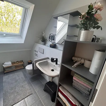 Vier Apartment, Messe Naehe, 9 Personen Apartament Laatzen